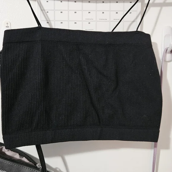 Ardene Black Ribbed Cropped Tank - Picture 1 of 2